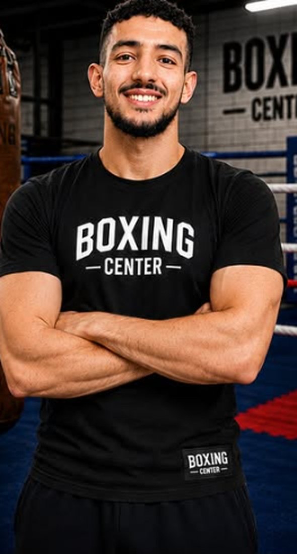 Hicham, coach de boxe anglaise au Boxing Center